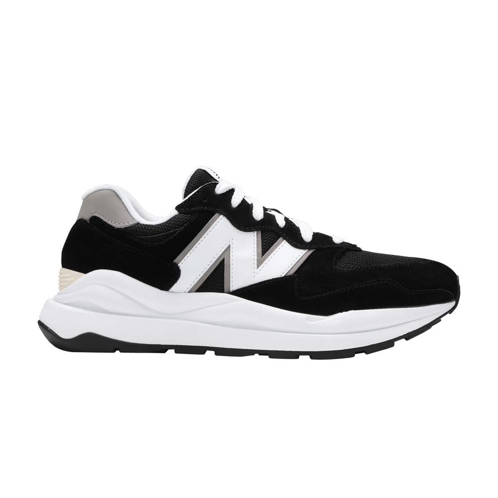57-40-black-white-m5740cb