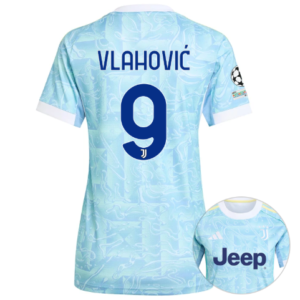 Чёрный с фирменными элементами Ювентуса