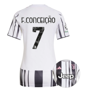 Традиционный белый с чёрными элементами