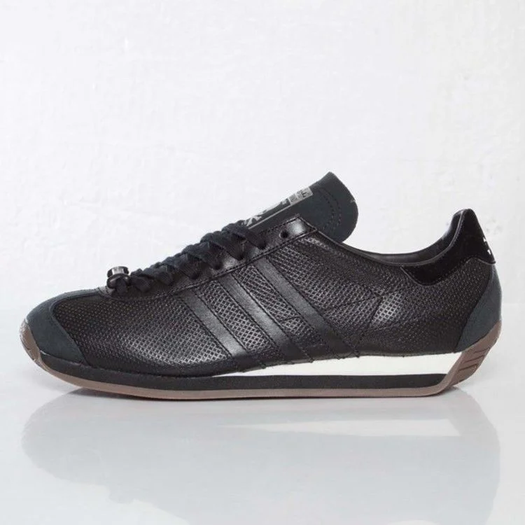 Кроссовки Mastermind x adidas Country OG