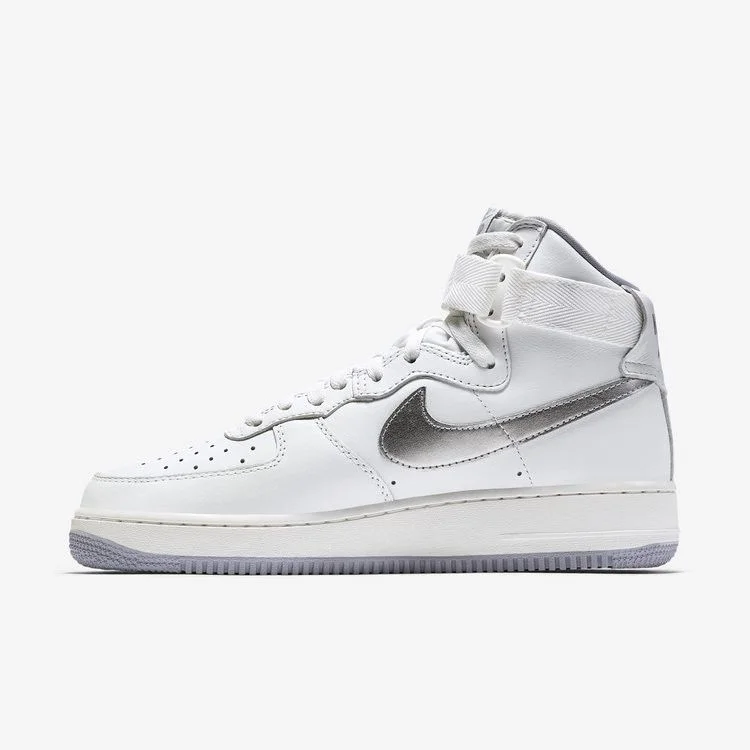 Кроссовки Nike Air Force 1 High Retro QS 'White Silver'