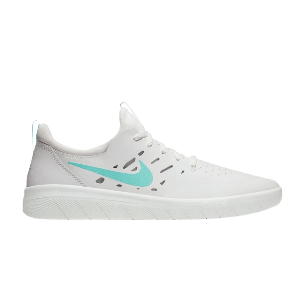 Кроссовки Nike Nyjah Free SB 'Tropical Twist'