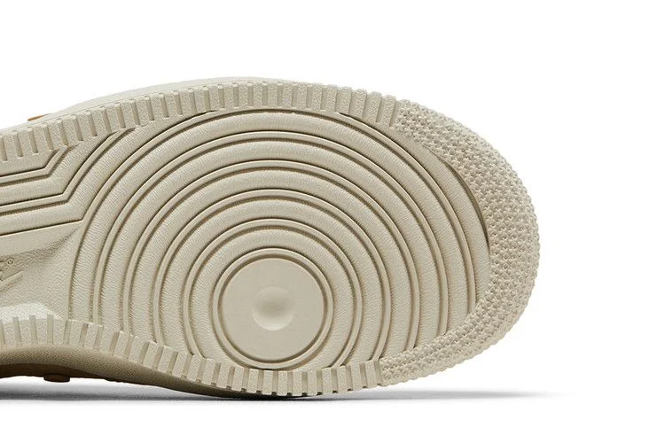 Кроссовки Nike SF Air Force 1 Mid 'Mushroom'