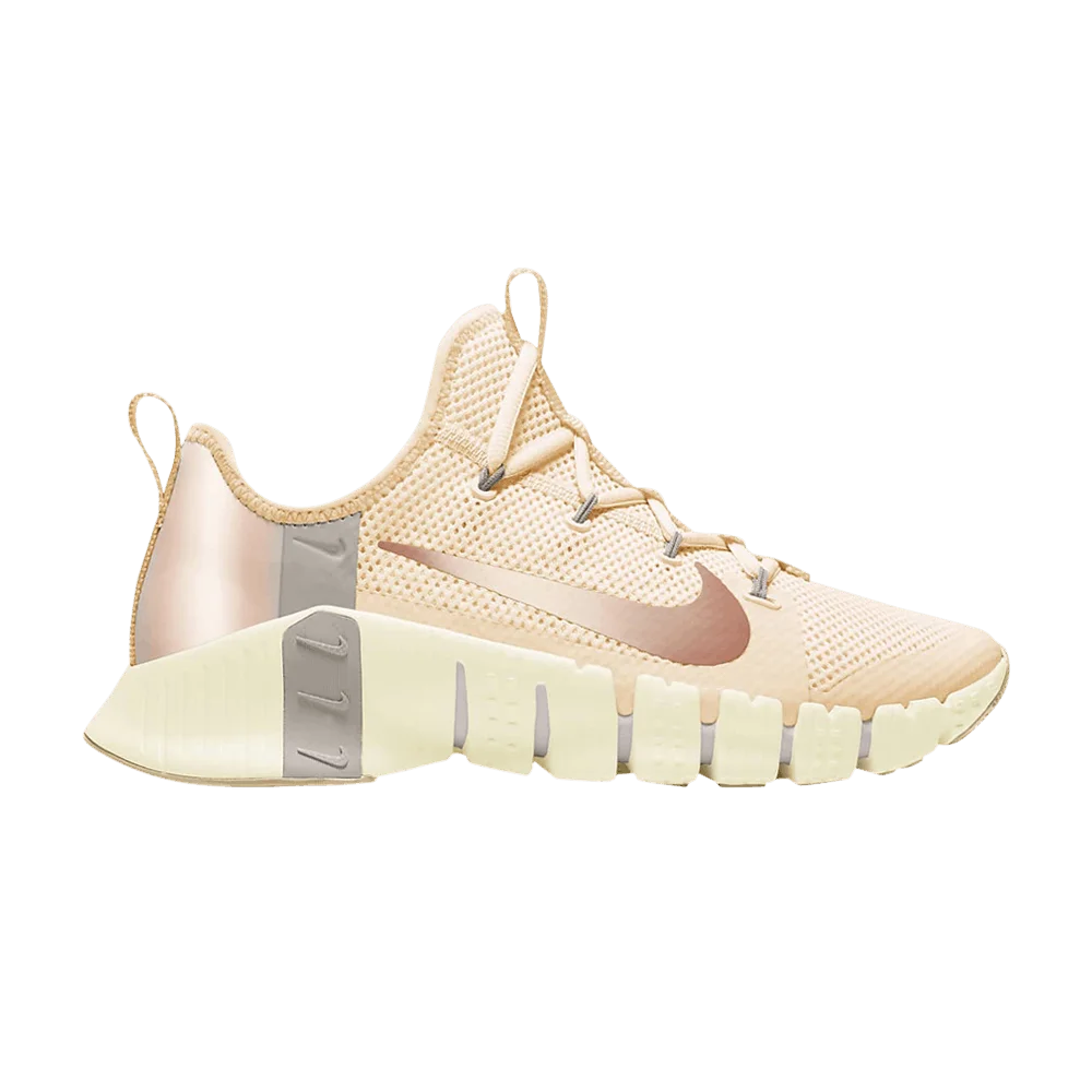 Кроссовки Nike Wmns Free Metcon 3 'Guava Ice'