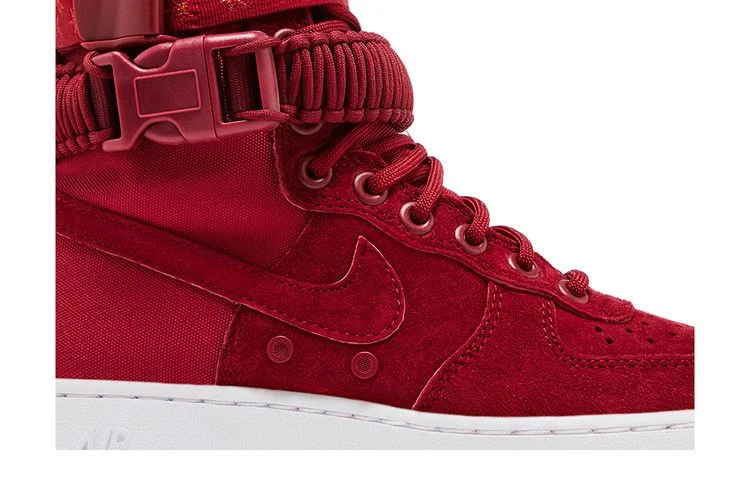 Кроссовки Nike Wmns SF Air Force 1 High 'Red Crush'
