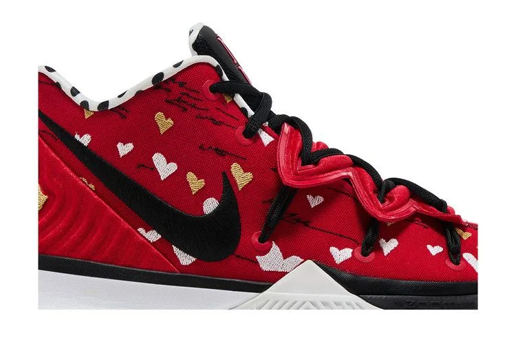 Кроссовки SneakerRoom x Nike Kyrie 5 'I Love You Mom'