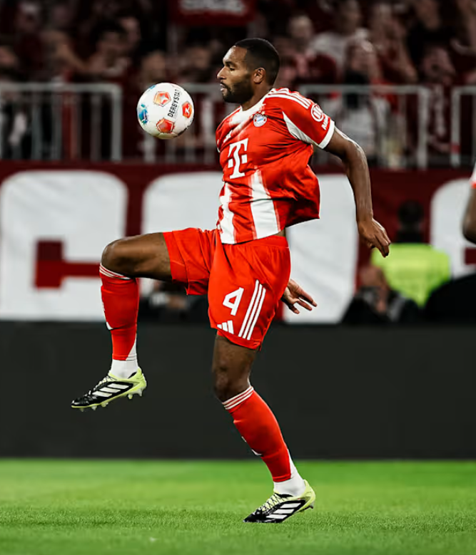 futbolnoe-dzhersi-fc-bayern-munich-home-jersey-25-26-tah-4