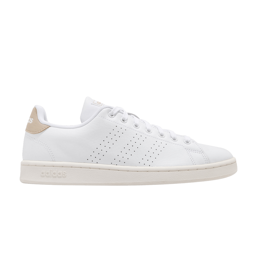 advantage-triple-white-ee7684
