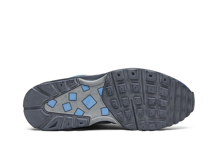 Кроссовки Nike Stash x Air Classic BW