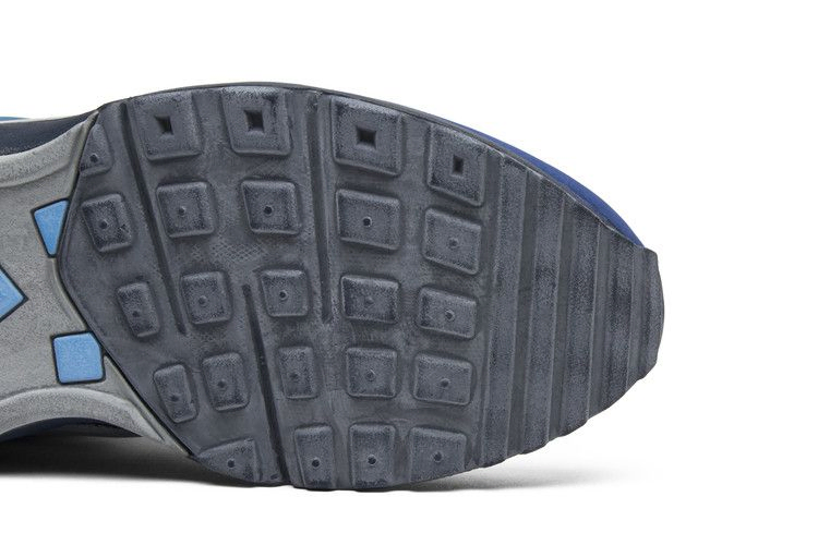 Кроссовки Nike Stash x Air Classic BW