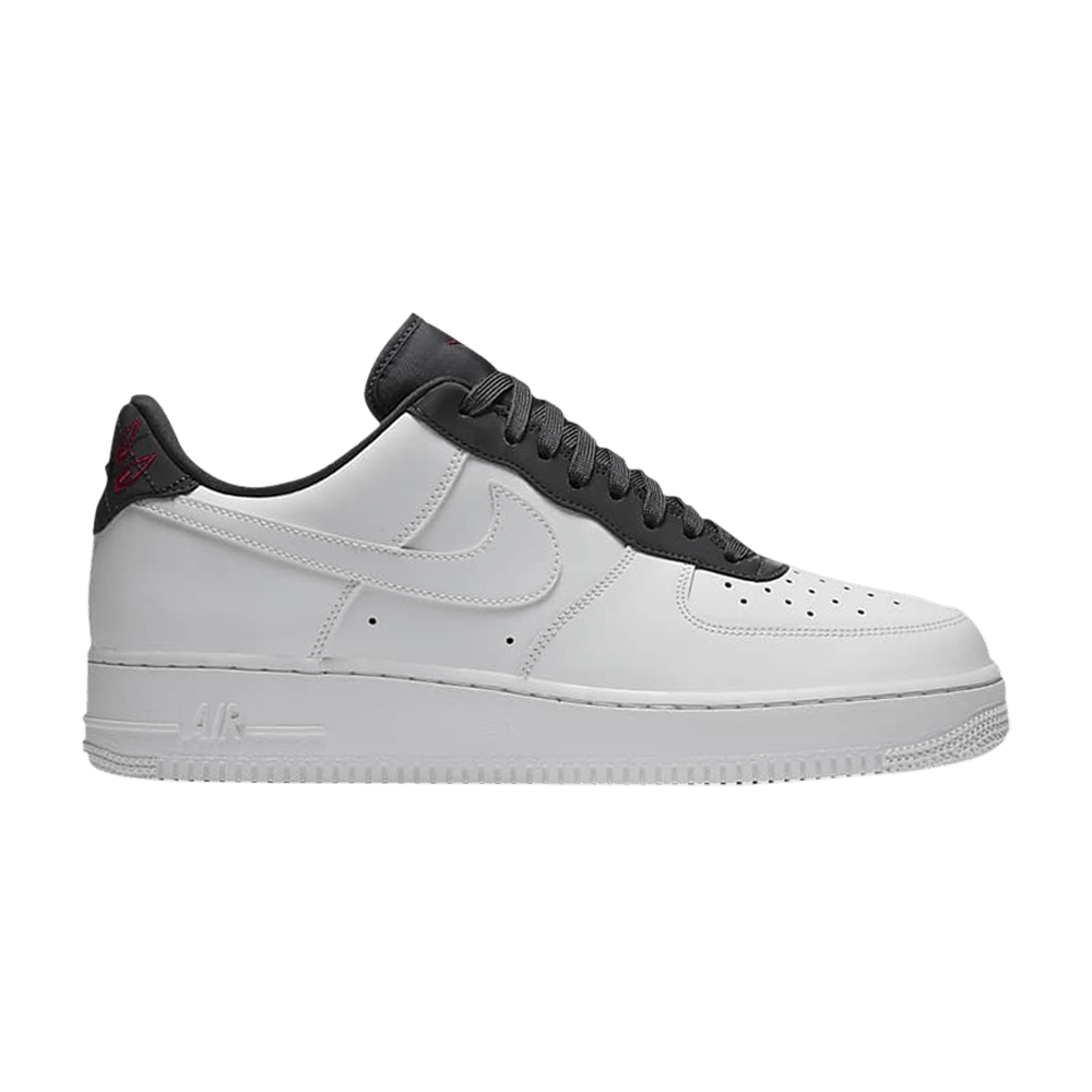 Кроссовки Nike Air Force 1 '07 LV8 'Embroidered Sukajan'