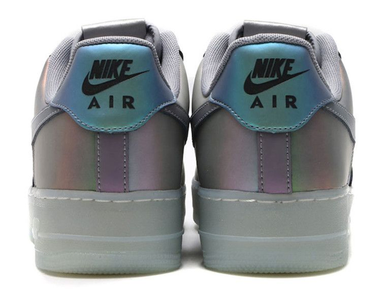 Кроссовки Nike Air Force 1 Low '07 LV8 'Iridescent'