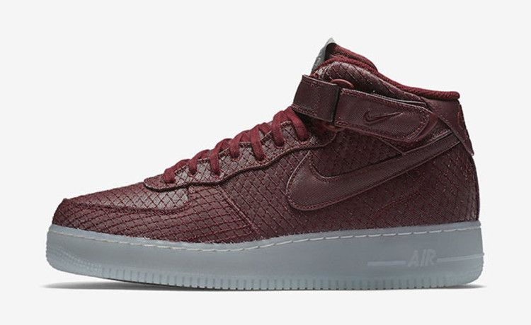 Кроссовки Nike Air Force 1 '07 Mid LV8 ‘Team Red’