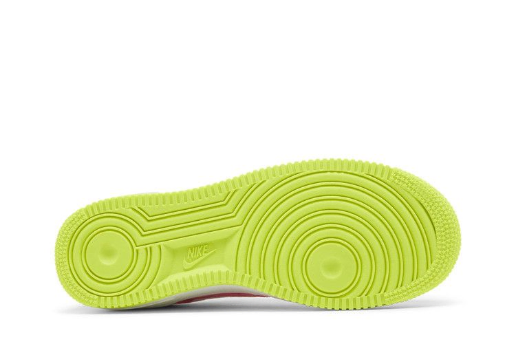 Кроссовки Nike Air Force 1 GS 'Pink Blast Volt'