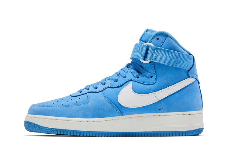 Кроссовки Nike Air Force 1 High Retro QS 'University Blue'
