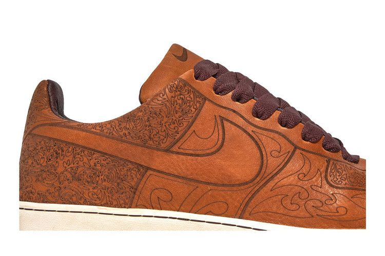 Кроссовки Nike Air Force 1 'Laser'