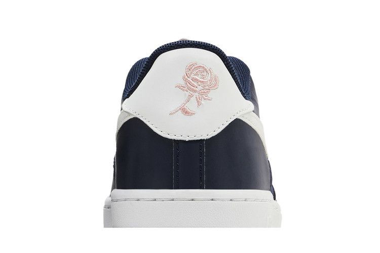 Кроссовки Nike Air Force 1 Low GS 'Valentine's Day - Obsidian'