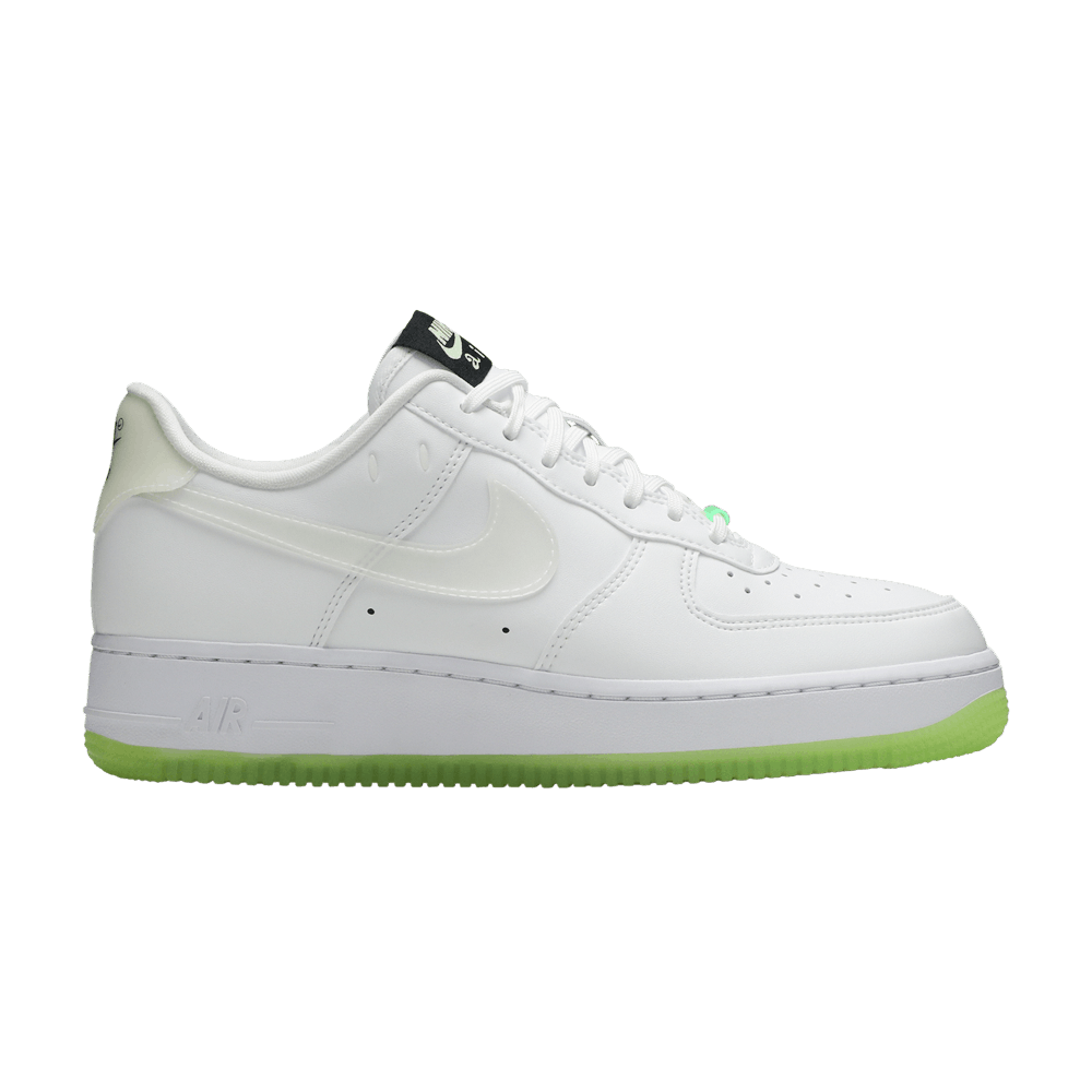 Кроссовки Wmns Air Force 1 '07 LX 'Have A Nike Day'