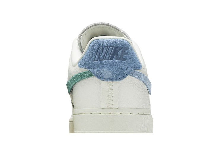 Кроссовки Nike Wmns Air Force 1 '07 LXX 'Vandalized'