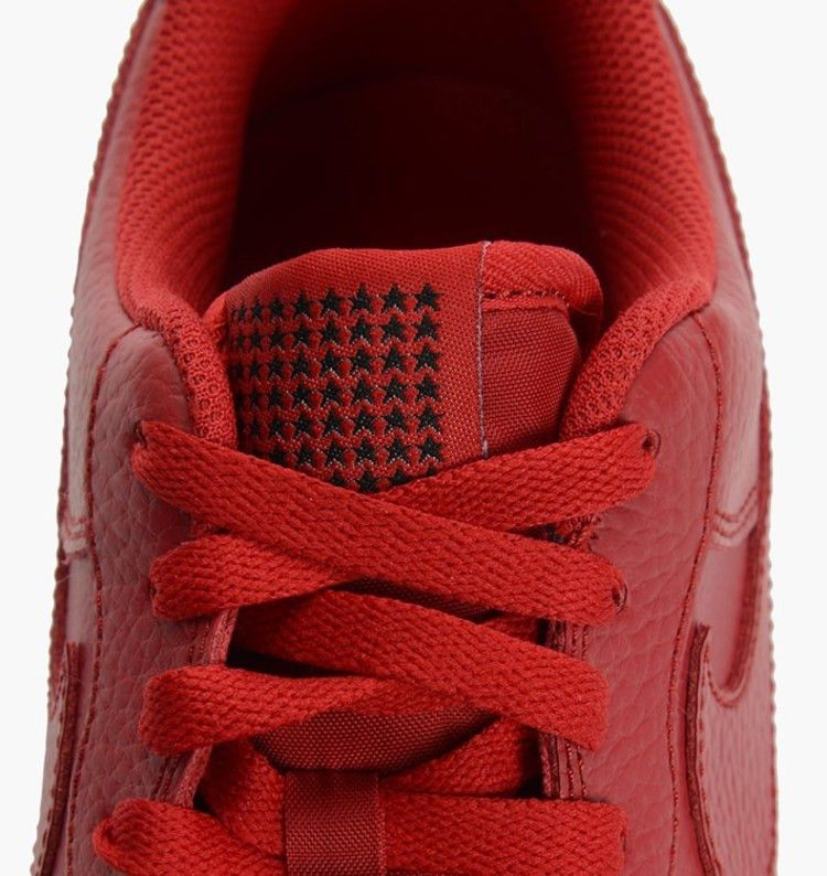 Кроссовки Nike Air Force 1 'Pivot Pack Red'