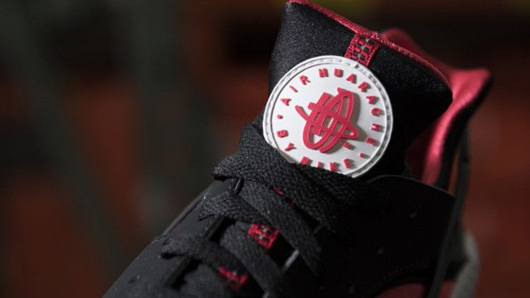 Кроссовки Nike Air Huarache 'Bred'