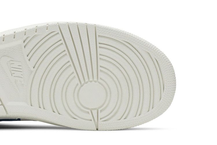 Кроссовки Air Jordan 1 Centre Court 'Military Blue'