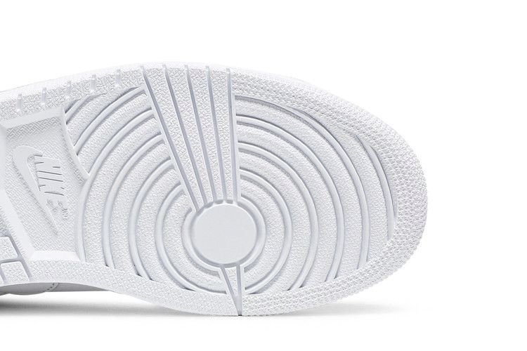 Кроссовки Air Jordan 1 Centre Court 'White on White'