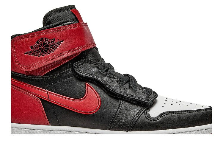 Кроссовки Air Jordan 1 High FlyEase GS 'Black Gym Red'