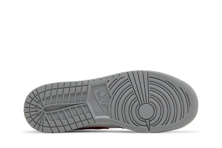 Кроссовки Air Jordan 1 High FlyEase GS 'Particle Grey'