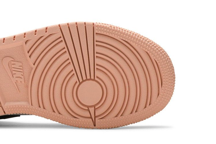 Кроссовки Air Jordan 1 Low GS 'Light Arctic Pink'