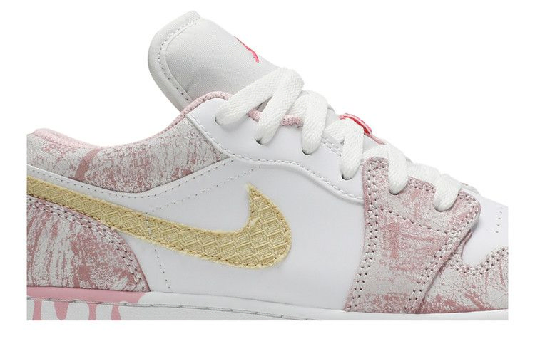 Кроссовки Air Jordan 1 Low GS 'Strawberry Ice Cream'