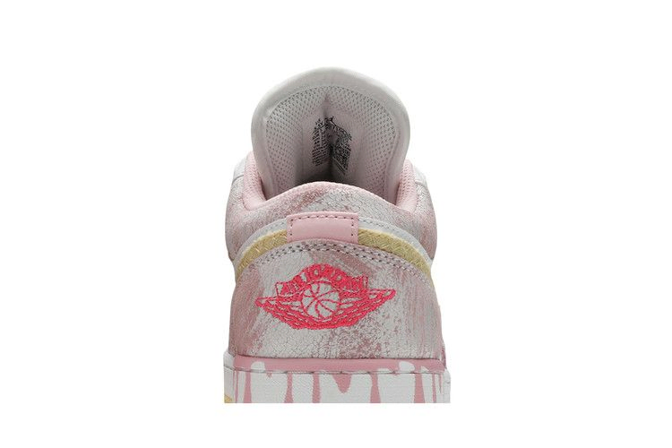 Кроссовки Air Jordan 1 Low GS 'Strawberry Ice Cream'