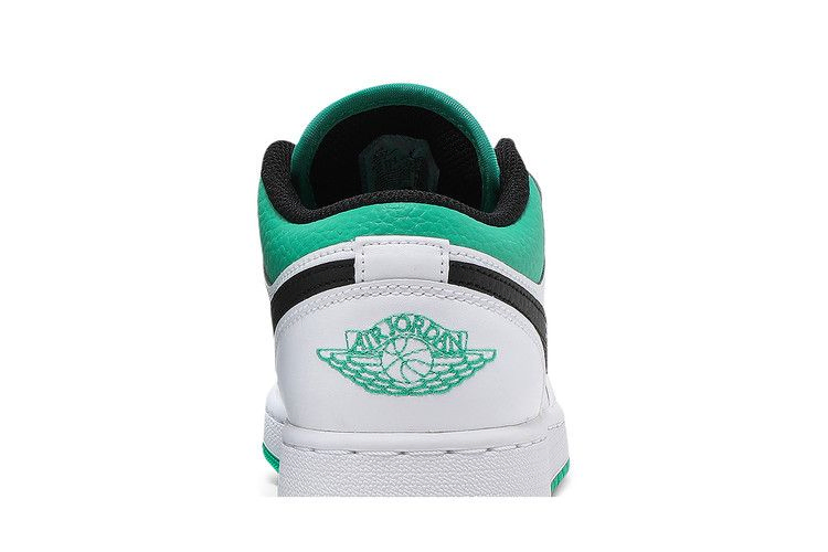 Кроссовки Air Jordan 1 Low GS 'White Lucky Green'