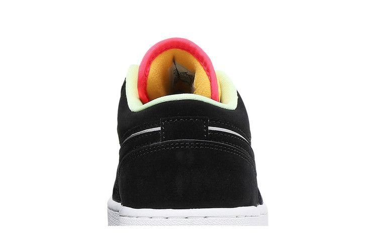 Кроссовки Air Jordan 1 Low SE GS 'Aurora Green'