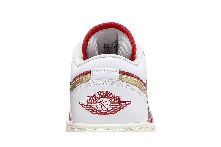 Кроссовки Air Jordan 1 Low SE GS 'Spades'