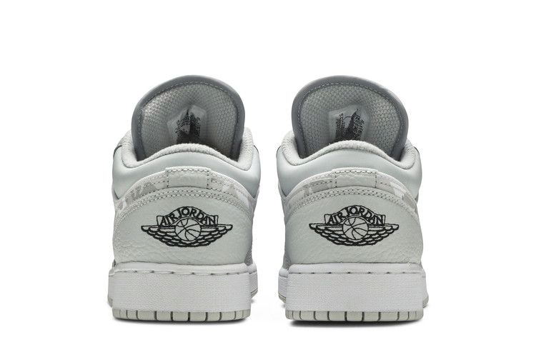 Кроссовки Air Jordan 1 Low SE GS 'White Camo'