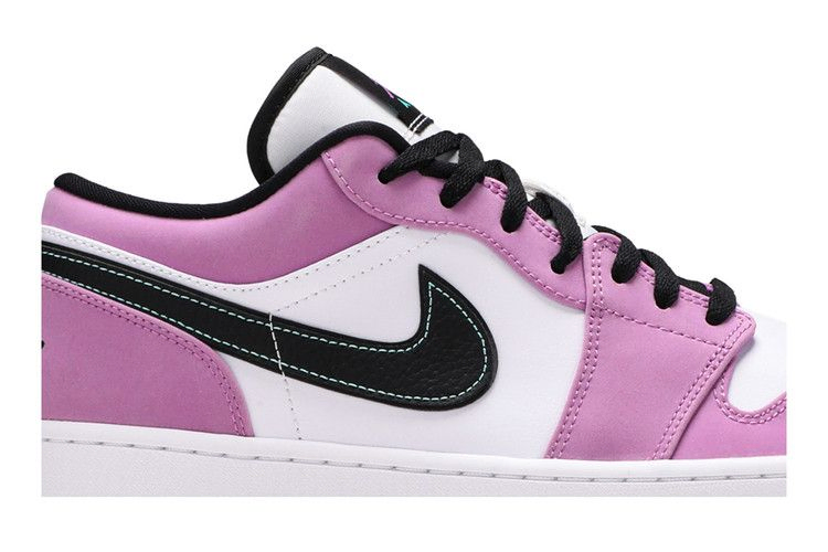 Кроссовки Air Jordan 1 Low SE 'Violet Shock'