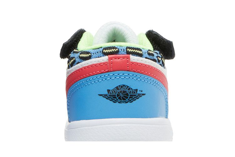 Кроссовки Air Jordan 1 Low TD 'Funky Patterns'