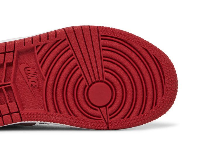 Кроссовки Air Jordan 1 Mid SE PS 'Red Quilted'