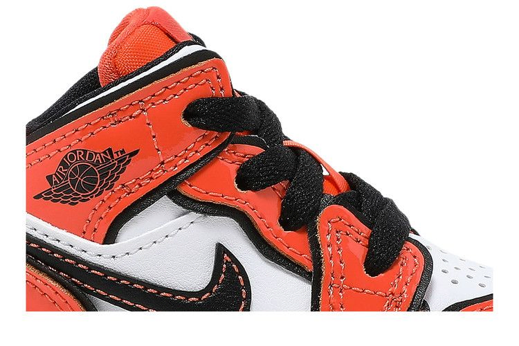 Кроссовки Air Jordan 1 Mid SE TD 'Turf Orange'