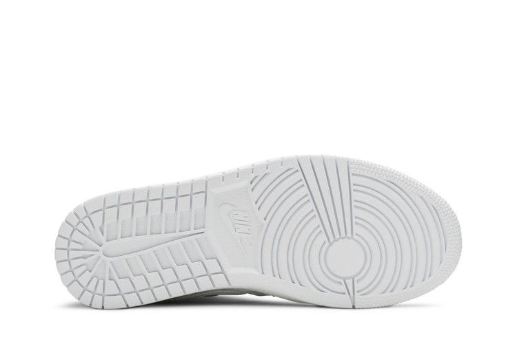 Кроссовки Wmns Air Jordan 1 Mid SE 'White Quilted'