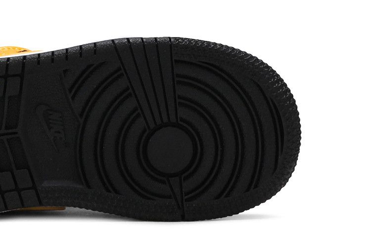 Кроссовки Air Jordan 1 Mid TD 'University Gold'