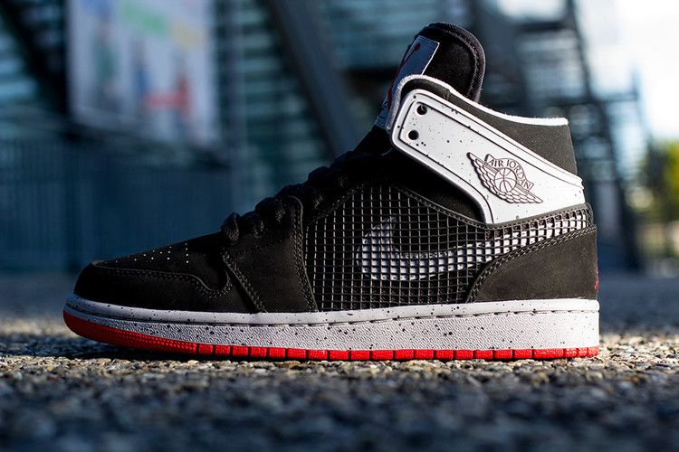 Кроссовки Air Jordan 1 Retro 89 'Black Fire Red Cement'