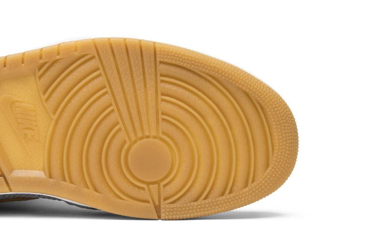 Кроссовки Air Jordan 1 Retro High OG Flyknit 'Wolf Grey'