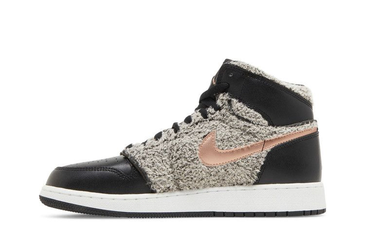 Кроссовки Air Jordan 1 Retro High GS 'Fleece'