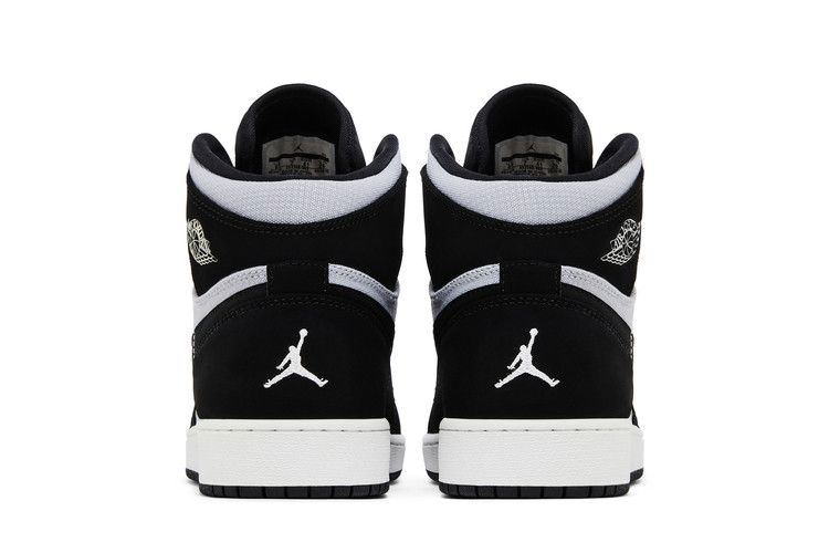 Кроссовки Air Jordan 1 Retro High GS 'Wolf Grey'