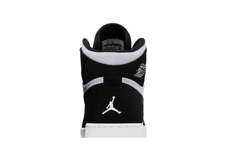 Кроссовки Air Jordan 1 Retro High GS 'Wolf Grey'