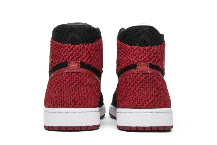 Кроссовки Air Jordan 1 Retro High OG Flyknit 'Bred'
