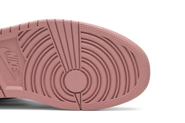 Кроссовки Air Jordan 1 Retro High NRG 'Rust Pink'