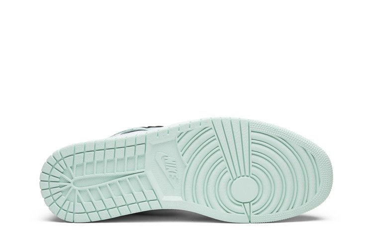 Кроссовки Air Jordan 1 Retro High OG NRG 'Igloo'